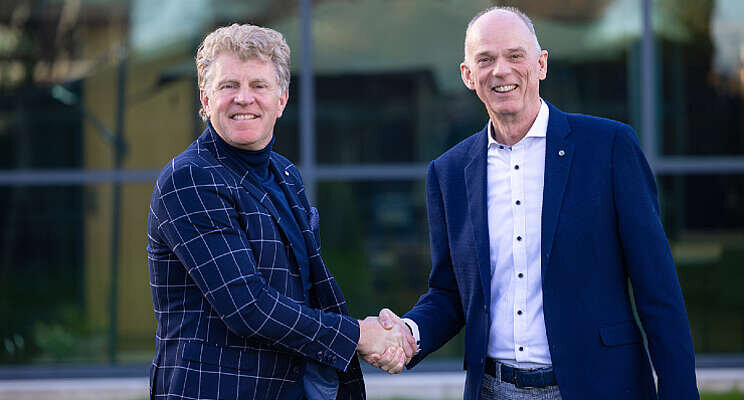 Houweling Group neemt DeruNed over